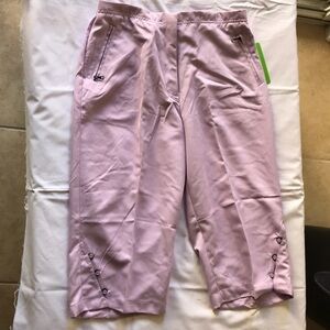 Allyson Whitmore 💖 Women’s Golf Capris